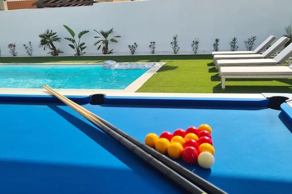 Luxury Modern Villa Lila Heated Pool